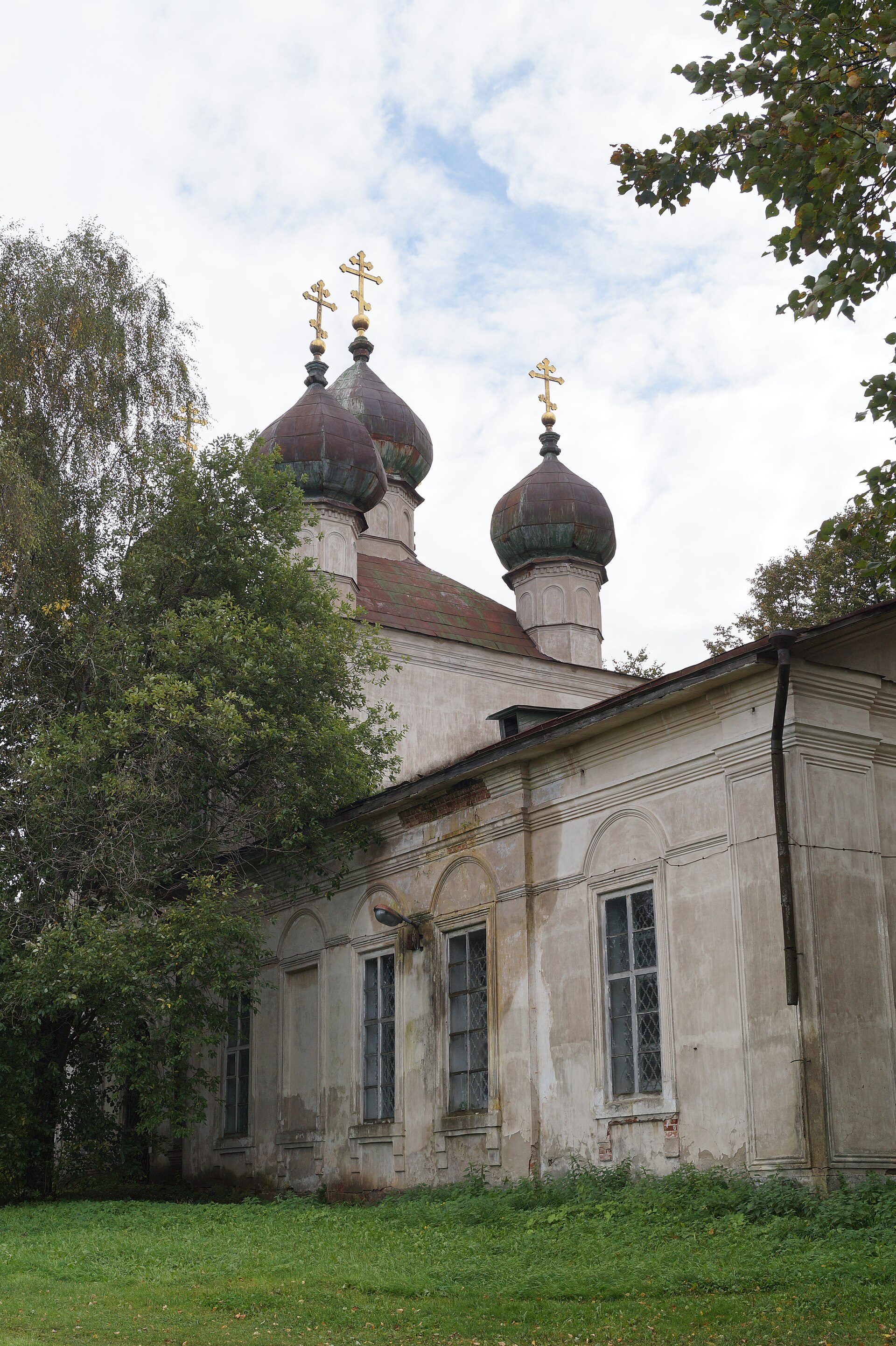Богоявленская церковь — здание Калязинского музея. Фото: Shinjik, CC BY-SA 4.0. — Калязинский краеведческий музей имени И. Ф. Никольского