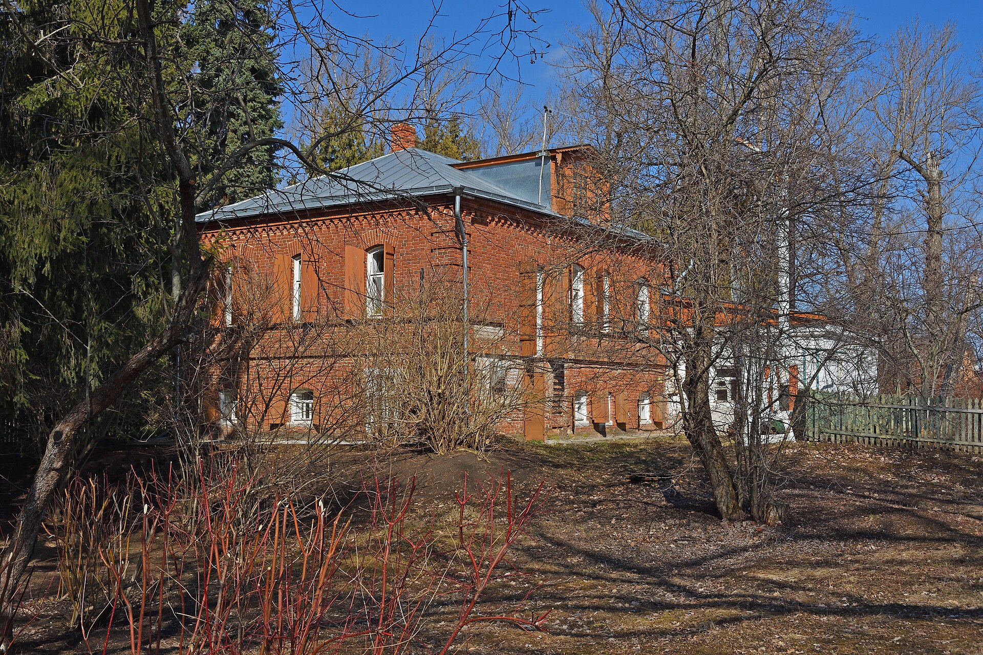 Дом Ивана Мичурина в Мичуринске. Фото: Ludvig14, CC BY-SA 4.0. — Дом-музей И. В. Мичурина
