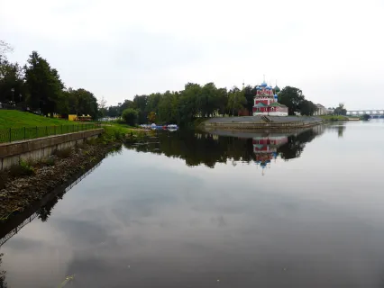 Кремлёвская набережная и церковь Димитрия на Крови. Фото: Kemal KOZBAEV, CC BY-SA 4.0.