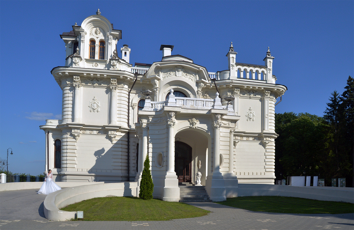 Усадьба Асеевых в Тамбове. Фото: Валерий, CC BY 4.0. — Парк усадьбы Асеевых в Тамбове